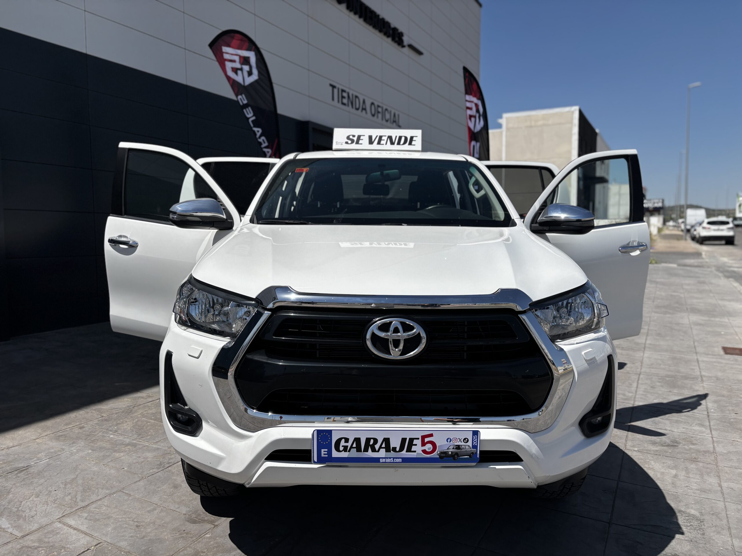 Toyota Hilux VX Doble Cabina – 2022 – 150 CV