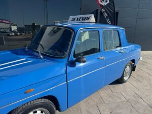 Clásico Renault 8 1975